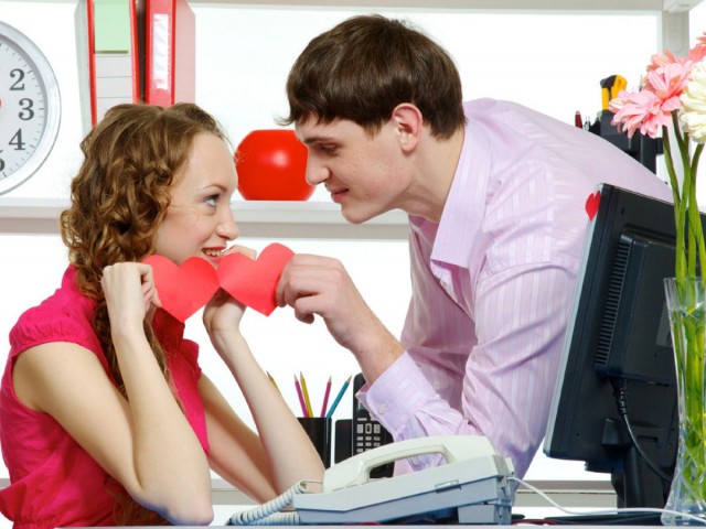 Флирт и секс в офиса