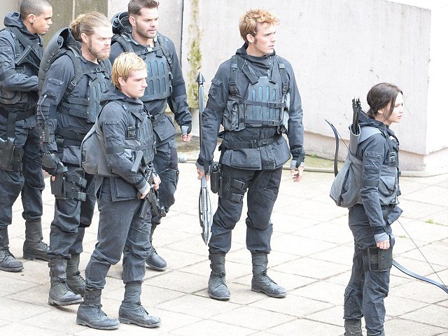 Кадри от Игрите на глада 3 трейлър - hunger games mockingjay