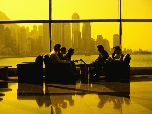 Среща между безскрупулни бизнесмени