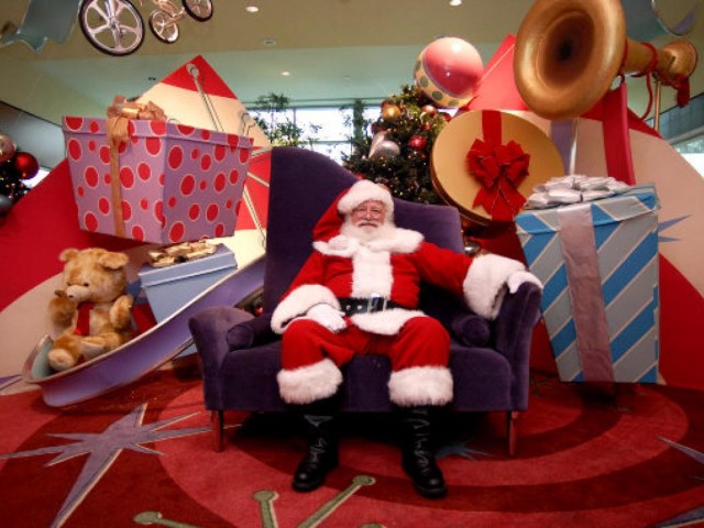Дядо коледа в мола е маркетингов рекламен трик