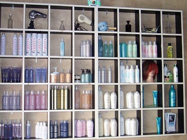 Не е задължително да изполвате само професионална козметика за коса