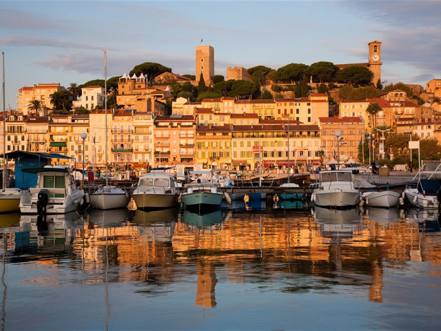 Кан Франция