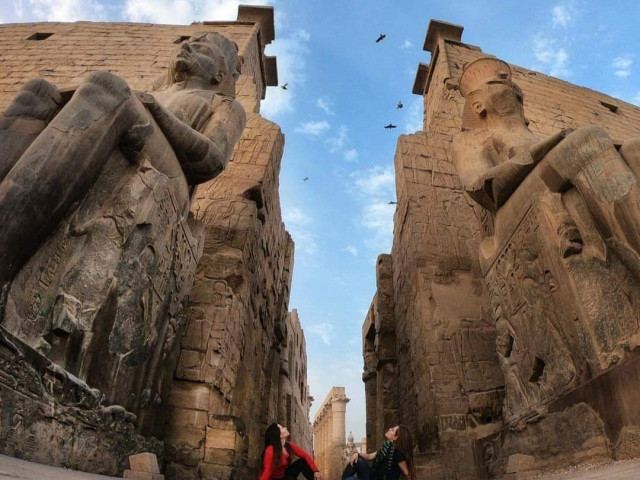 Статуи в Египет